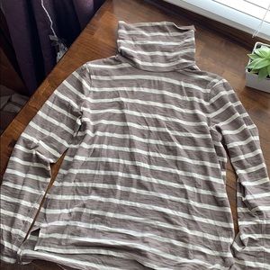 Madewell: Brand New, whisper cotton turtleneck